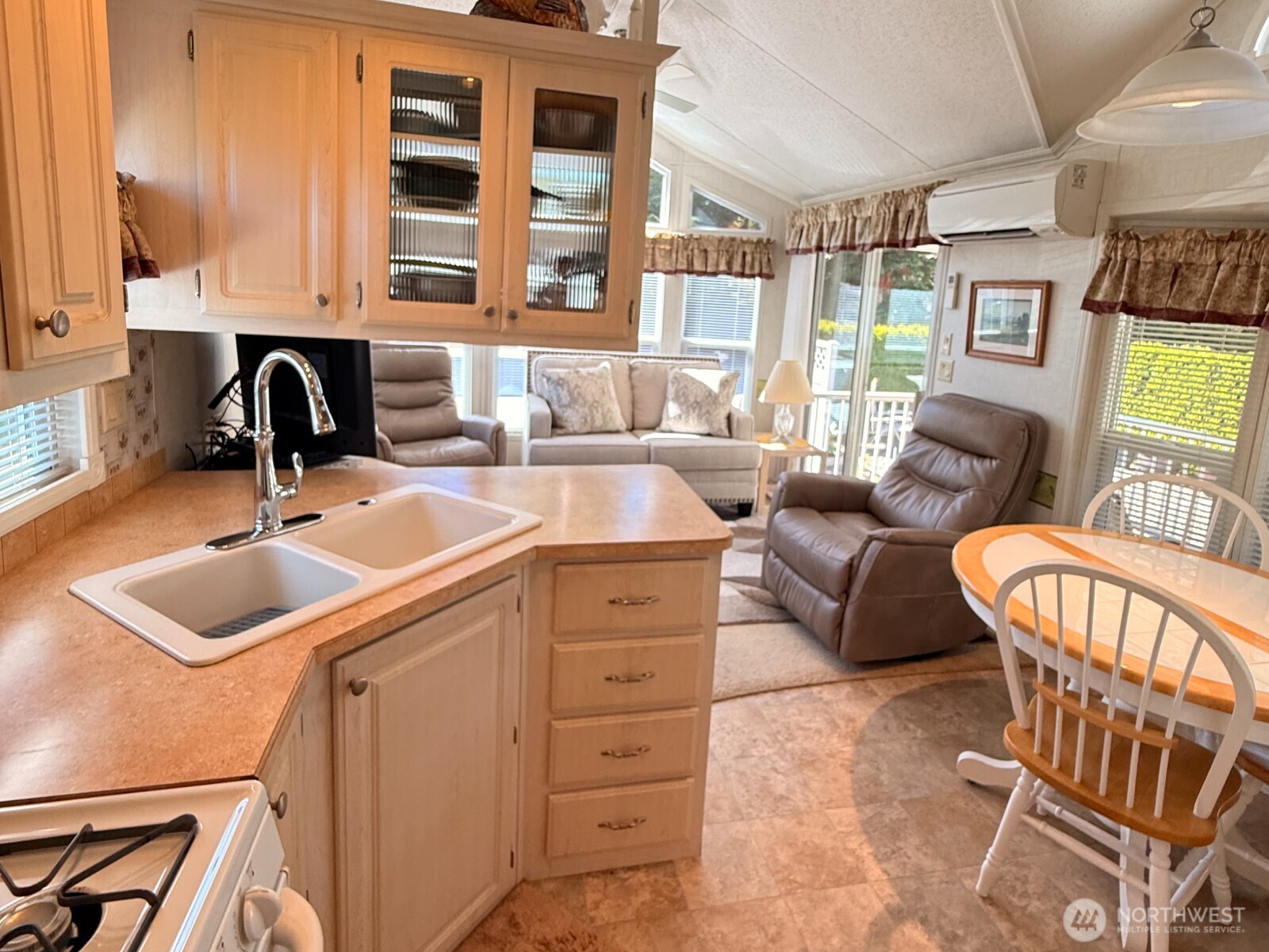 5001 Bay Road, Unit E45 Birch Bay, WA 98230 - Photo 4 of 14