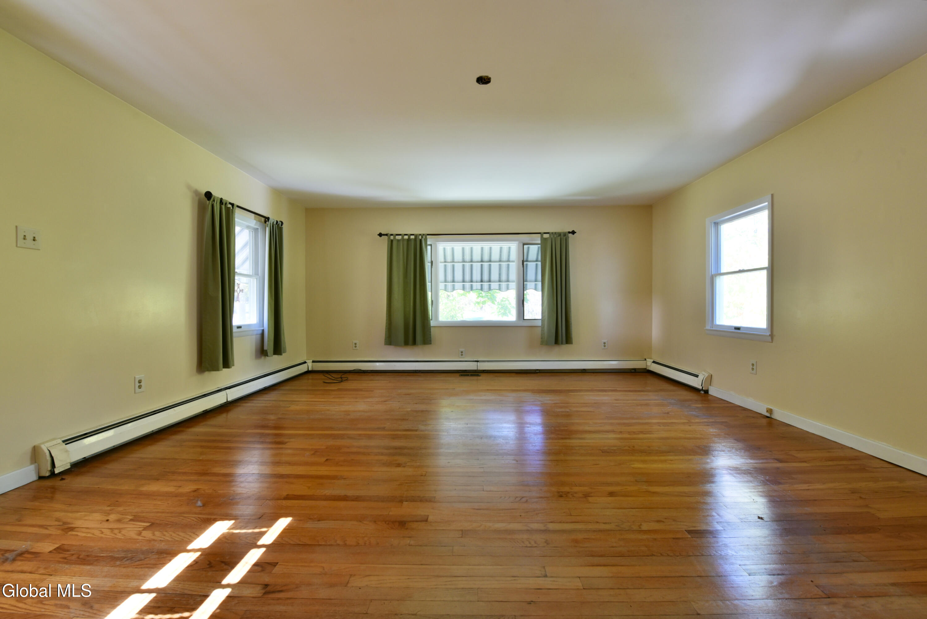 331 Porter Corners Road Greenfield, NY 12859 - Photo 6 of 67 7