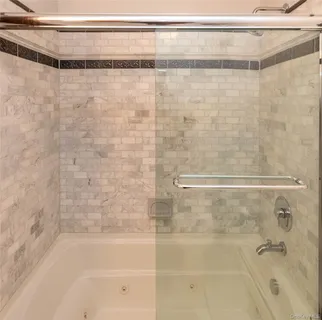 $445,000 | 11 Shaker Court, New Windsor, NY 12553