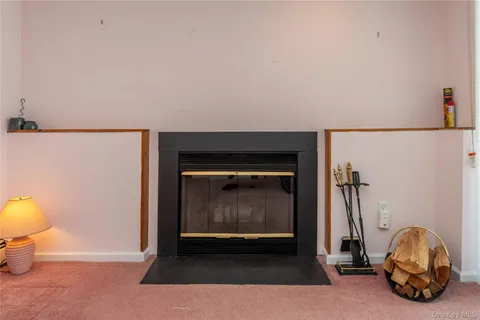 $445,000 | 11 Shaker Court, New Windsor, NY 12553