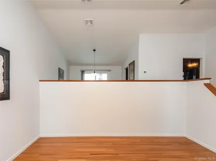 $445,000 | 11 Shaker Court, New Windsor, NY 12553