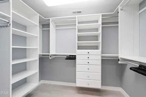 $949,900 | 5300 Deep Valley, Raleigh, NC 27606