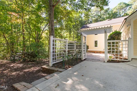 $949,900 | 5300 Deep Valley, Raleigh, NC 27606