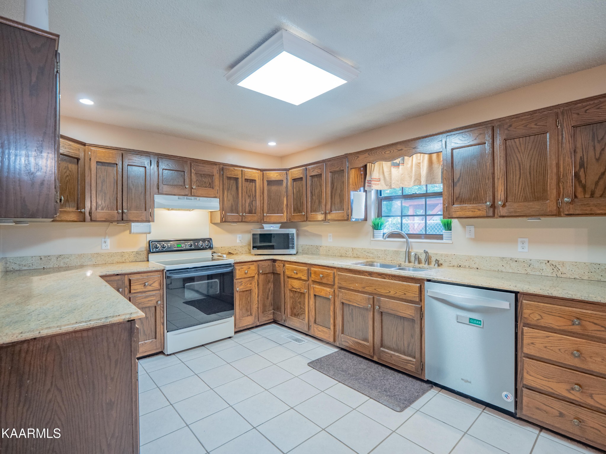2774 Mentor Road Louisville, TN 37777 - Photo 15 of 46 Gallery Image 15