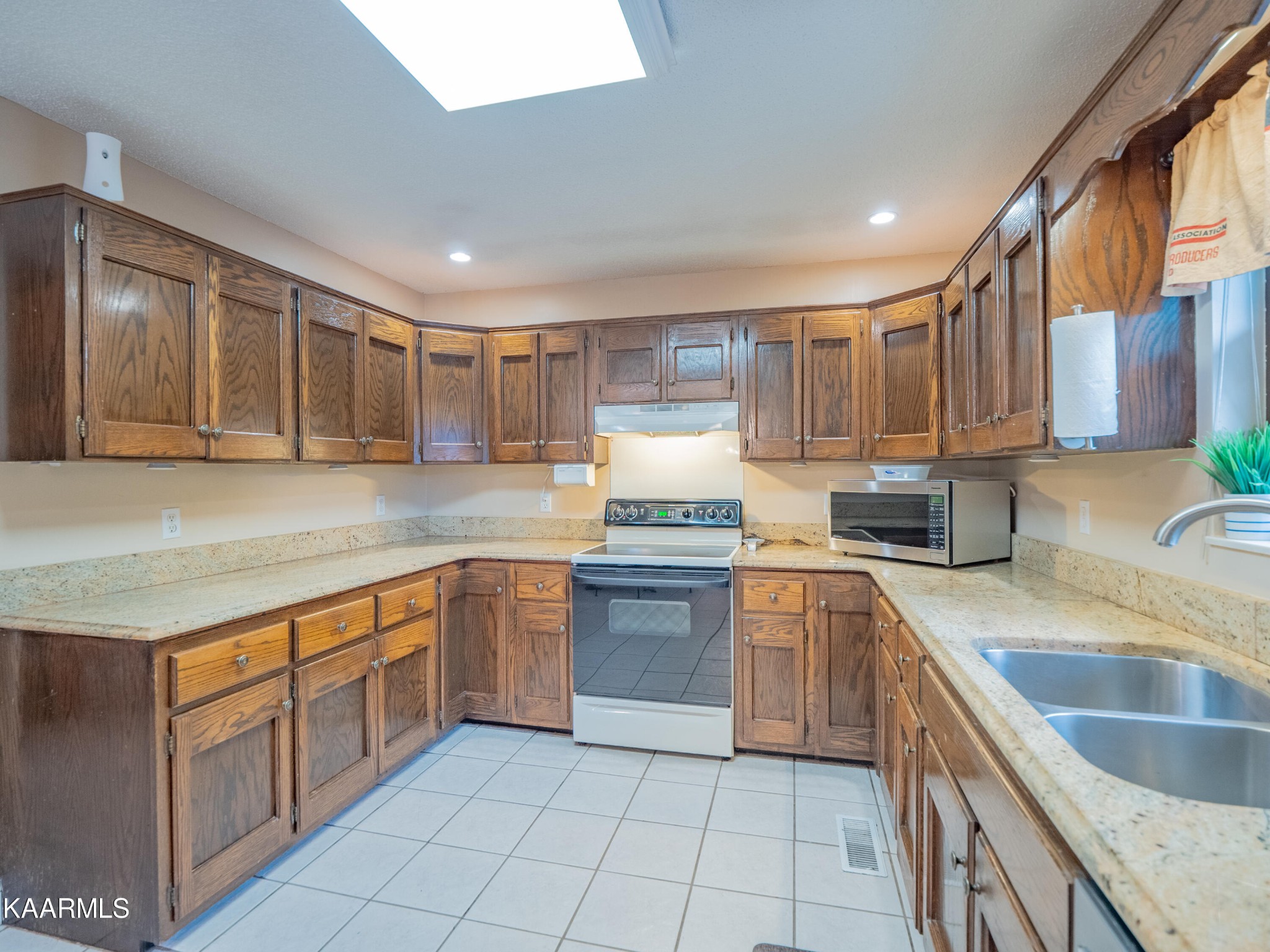 2774 Mentor Road Louisville, TN 37777 - Photo 16 of 46 Gallery Image 16