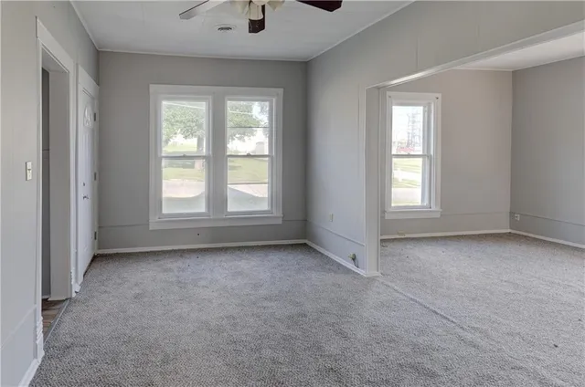 $145,000 | 1403 Commercial Street, Atchison, KS 66002