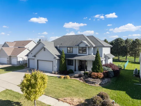 $615,000 | 2980 Darcy Drive Northeast, Rochester, MN 55906