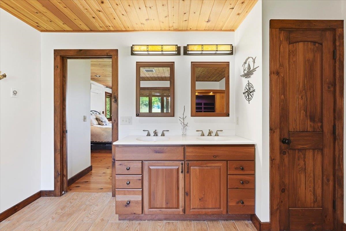 1099 East Shore Road Isle La Motte, VT 05463 - Photo 27 of 38 Gallery Image 27
