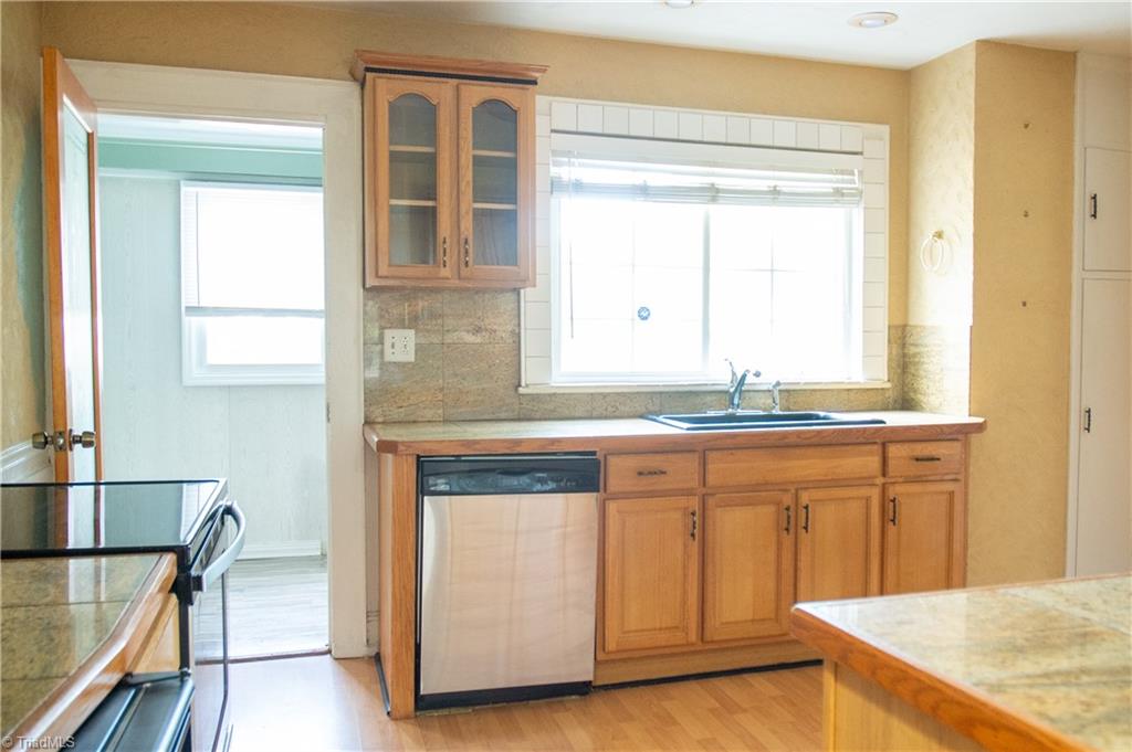 755 Creek Ridge Road Greensboro, NC 27406 - Photo 8 of 23 Gallery Image 8