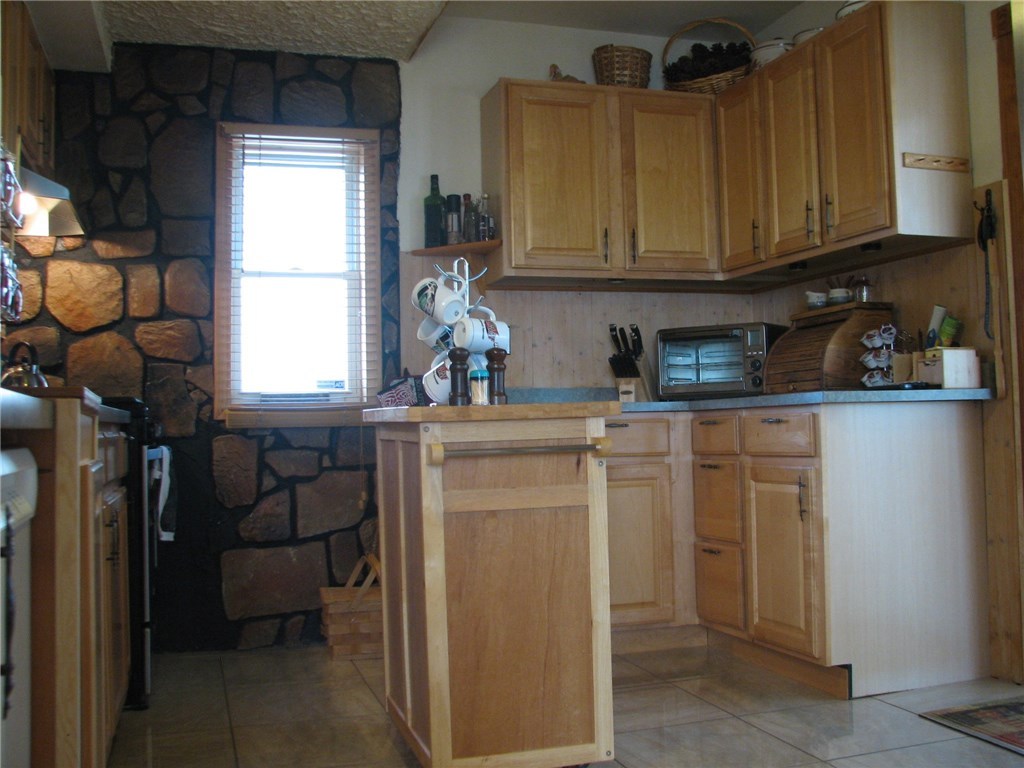63 Henry Street Woonsocket, RI 02895 - Photo 6 of 23 KITCHEN