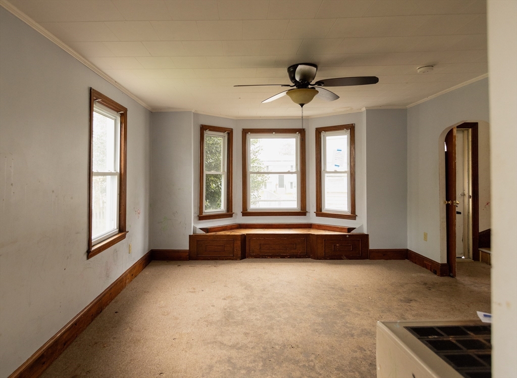518 Snell Street Fall River, MA 02721 - Photo 13 of 22