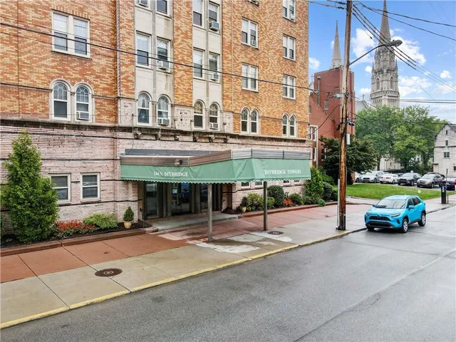 a car parked in front of a building
