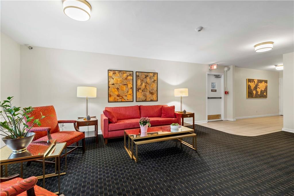 144 North Dithridge Street, Unit 411 Pittsburgh, PA 15213 - Photo 33 of 40