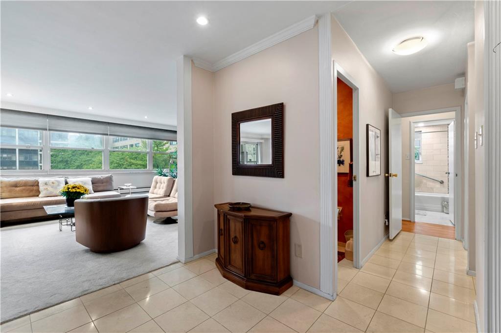 144 North Dithridge Street, Unit 411 Pittsburgh, PA 15213 - Photo 6 of 40