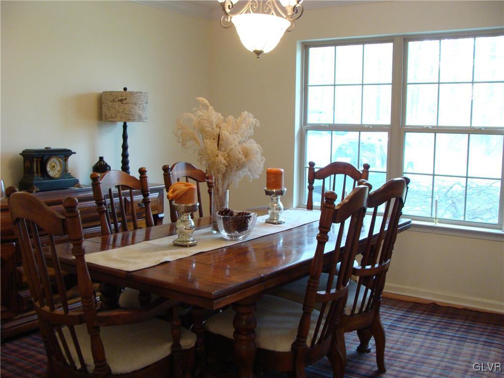 2902 Honeysuckle Road Bethlehem, PA 18015 - Photo 5 of 28 Gallery Image 5