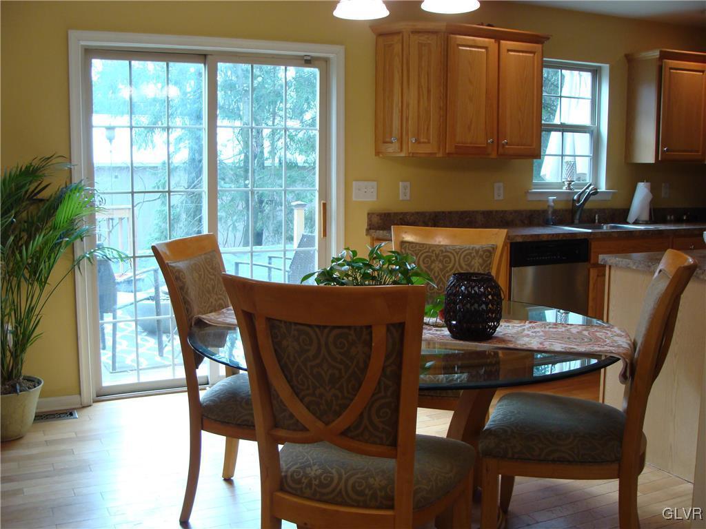 2902 Honeysuckle Road Bethlehem, PA 18015 - Photo 8 of 28 Gallery Image 8