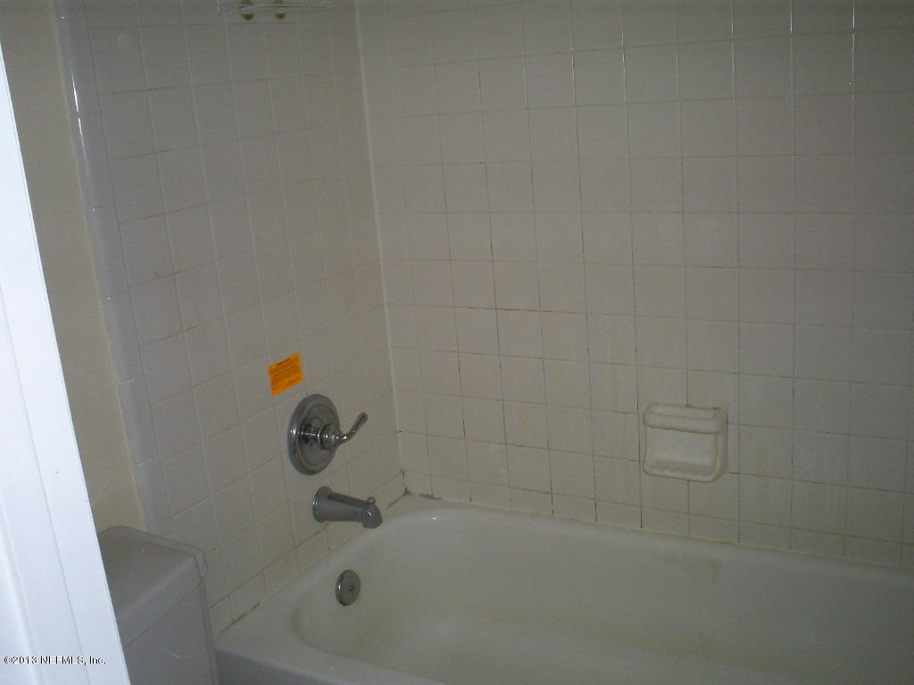 2133 Seminole Road, Unit 2 Atlantic Beach, FL 32233 - Photo 3 of 7 bath 2
