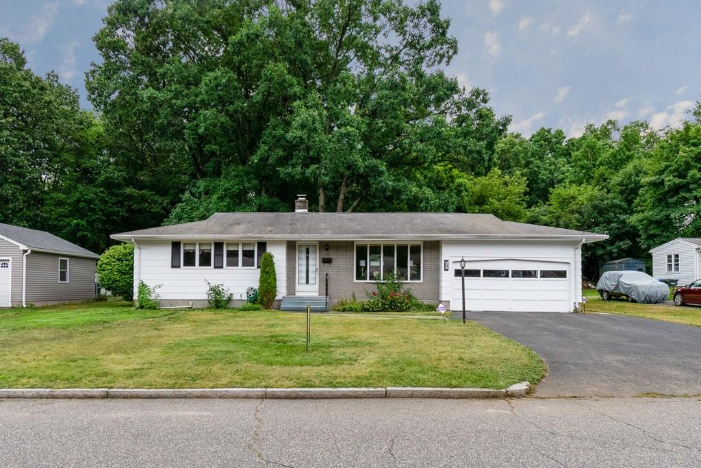 167 Roy Street Springfield, MA 01104 - Photo 1 of 37