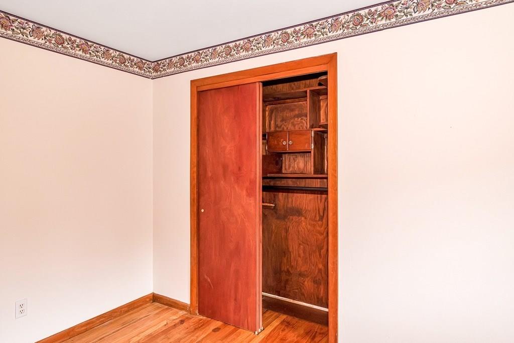 167 Roy Street Springfield, MA 01104 - Photo 19 of 37