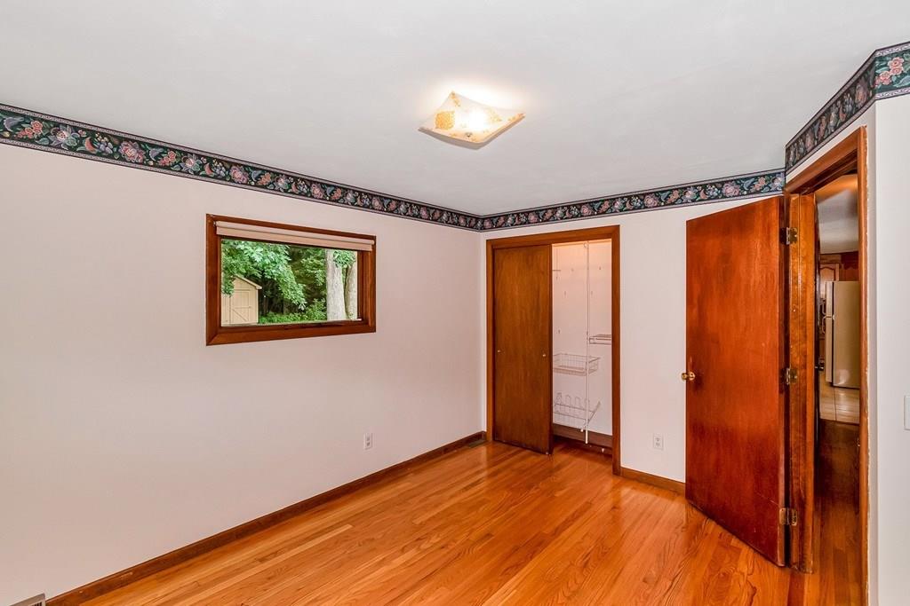 167 Roy Street Springfield, MA 01104 - Photo 24 of 37