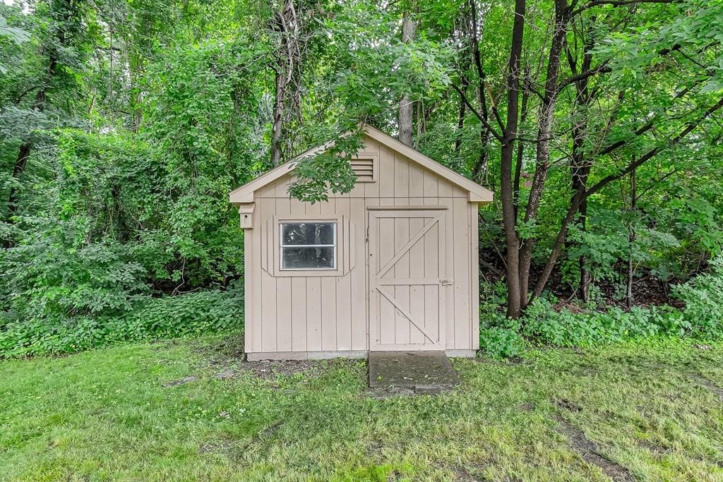 167 Roy Street Springfield, MA 01104 - Photo 34 of 37
