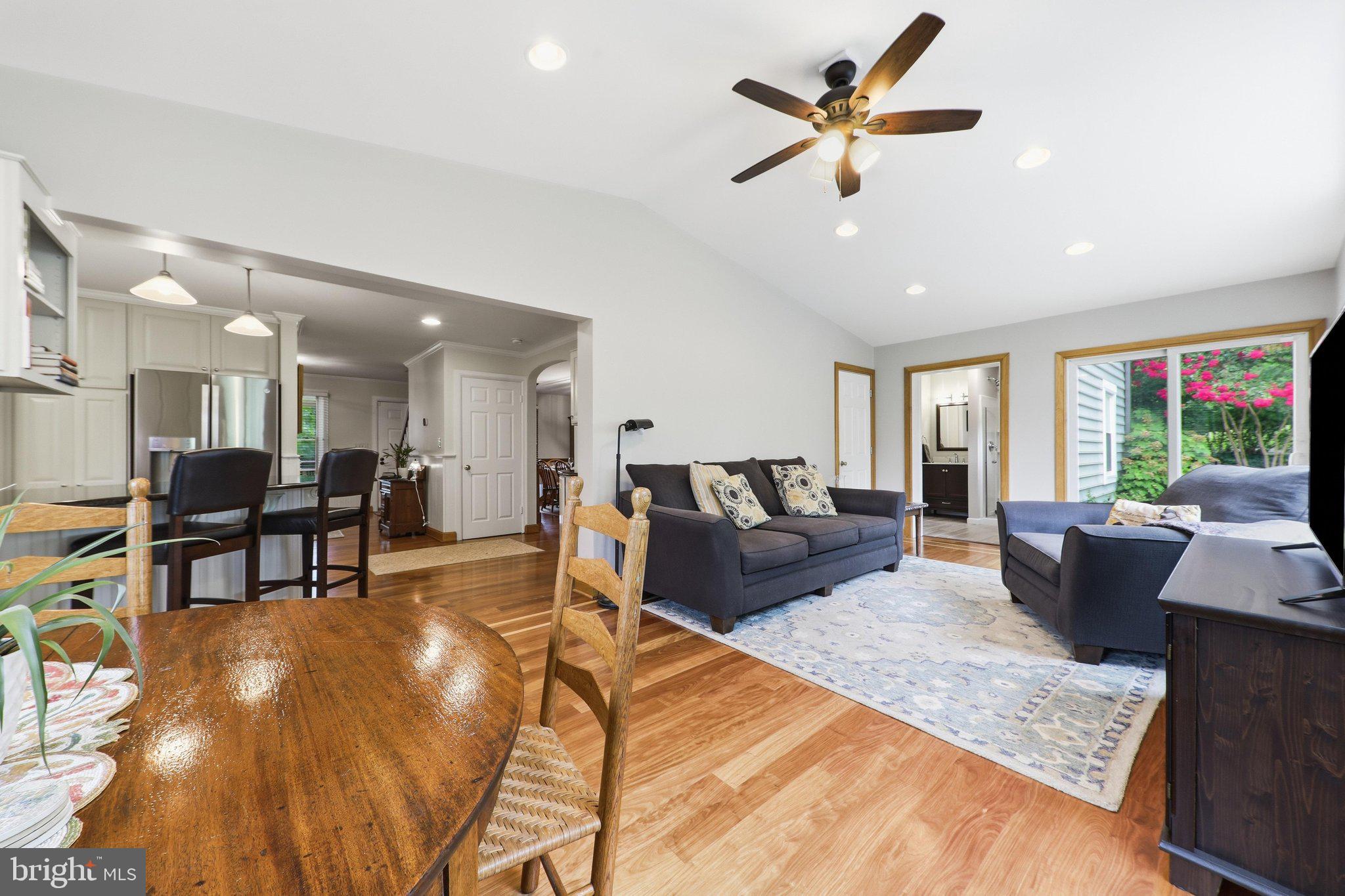 3301 Ridge Road Westminster, MD 21157 - Photo 16 of 69 Sun Room