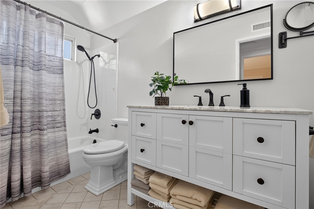 11387 Sinclair Avenue Porter Ranch, CA 91326 - Photo 26 of 42 Gallery Image 26