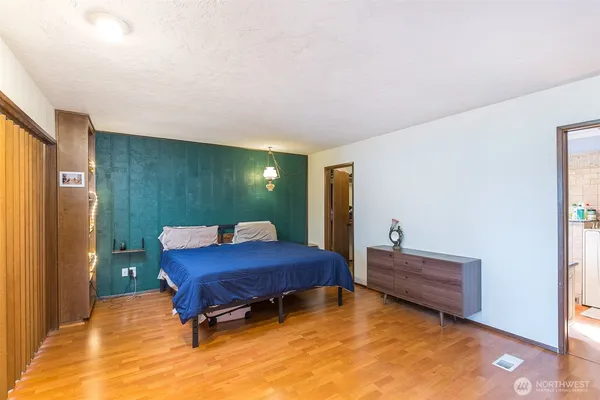 a room with a bed and a table