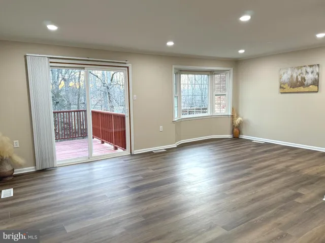 $2,850 | 11382 Cromwell Court, Woodbridge, VA 22192