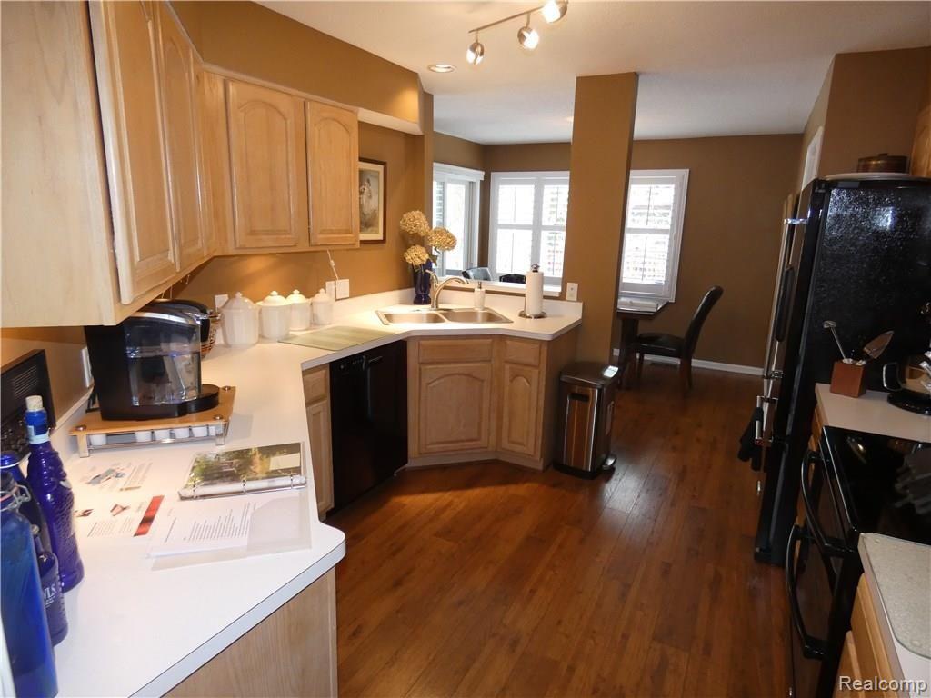 3346 Henley Court Rochester Hills, MI 48309 - Photo 25 of 53