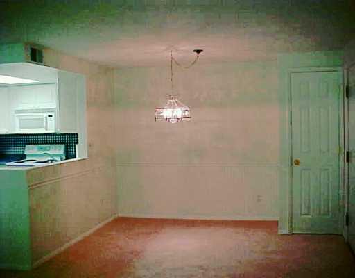 321 Ridge Point Circle, Unit B33 Bridgeville, PA 15017 - Photo 2 of 6 Gallery Image 2