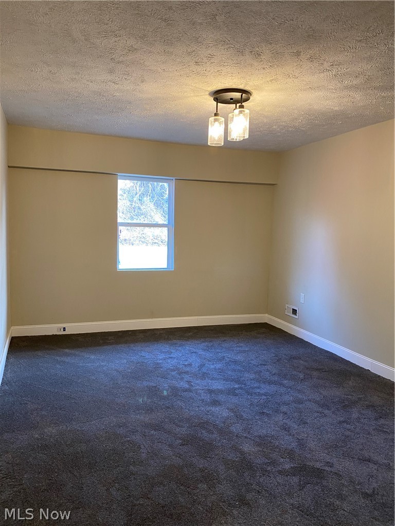 5595 Dupont Road Washington, WV 26181 - Photo 7 of 18 Gallery Image 7