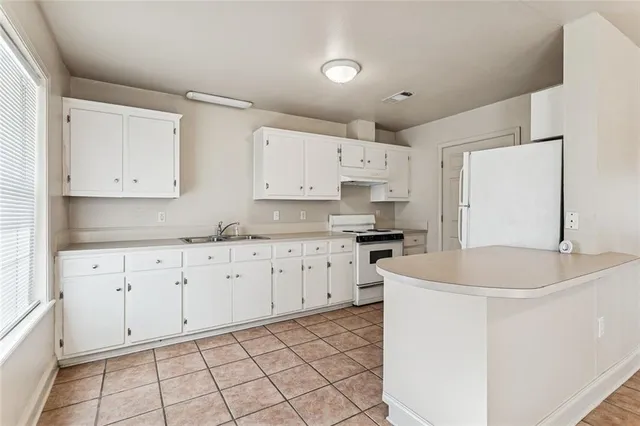 $950 | 16037 Jr Drive, Unit B, Hammond, LA 70401