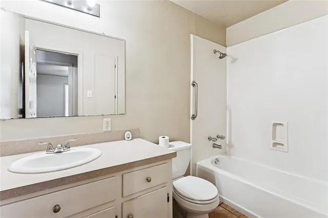 $950 | 16037 Jr Drive, Unit B, Hammond, LA 70401