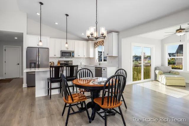 $509,900 | 6741 Woodhills Drive Northeast, Rockford, MI 49341