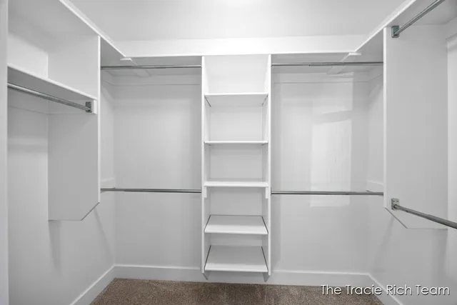 $509,900 | 6741 Woodhills Drive Northeast, Rockford, MI 49341