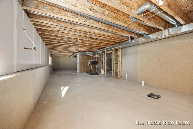 $509,900 | 6741 Woodhills Drive Northeast, Rockford, MI 49341