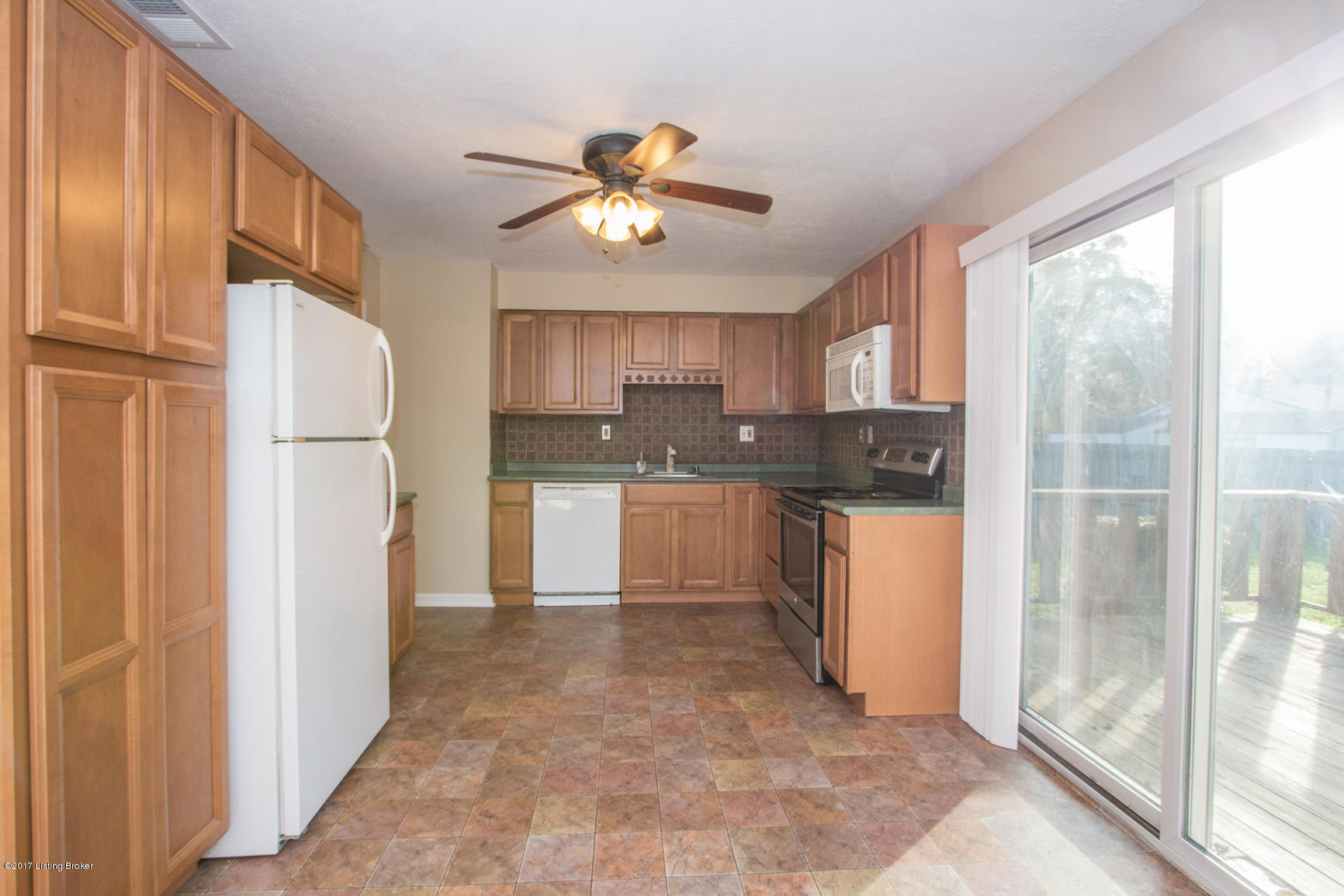 9106 New Maple Road Louisville, KY 40229 - Photo 11 of 48 JThomas Photography-9106 Maple-44