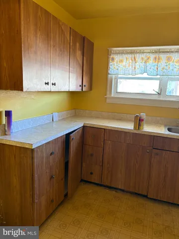 a view of washer and dryer