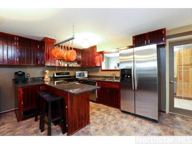 801 10th Street Hudson, WI 54016 - Photo 4 of 11 Gallery Image 4