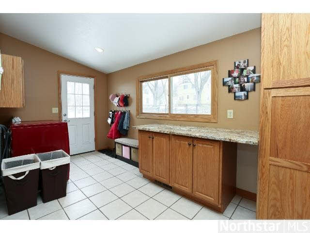 801 10th Street Hudson, WI 54016 - Photo 6 of 11 Gallery Image 6
