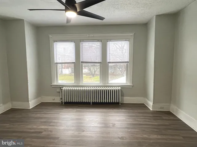 $1,600 | 513 East 19th Street, Unit B, Chester, PA 19013