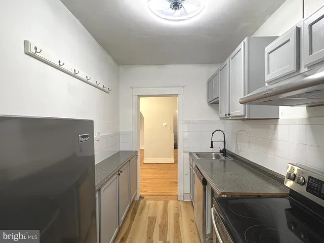 $1,600 | 513 East 19th Street, Unit B, Chester, PA 19013