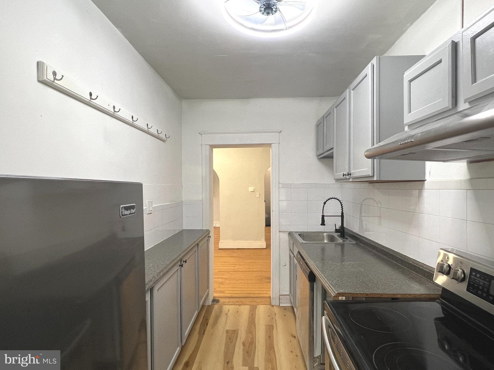 513 East 19th Street, Unit B Chester, PA 19013 - Photo 8 of 21