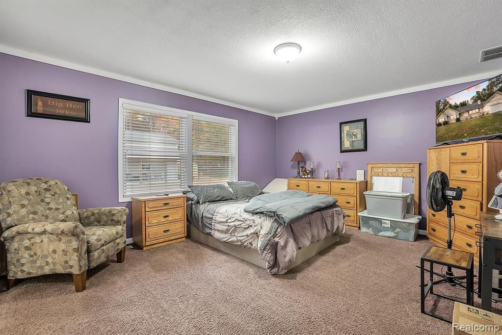 37040 South Huron Road New Boston, MI 48164 - Photo 24 of 27