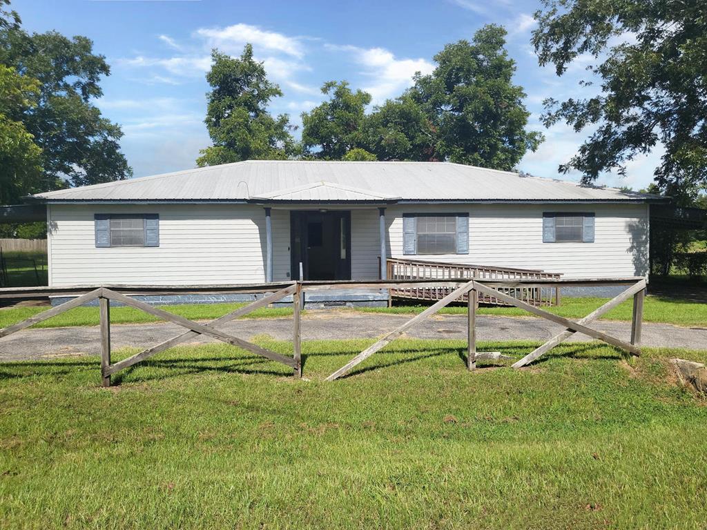 850 Branton Road Dothan, AL 36301 - Photo 1 of 17 Main View