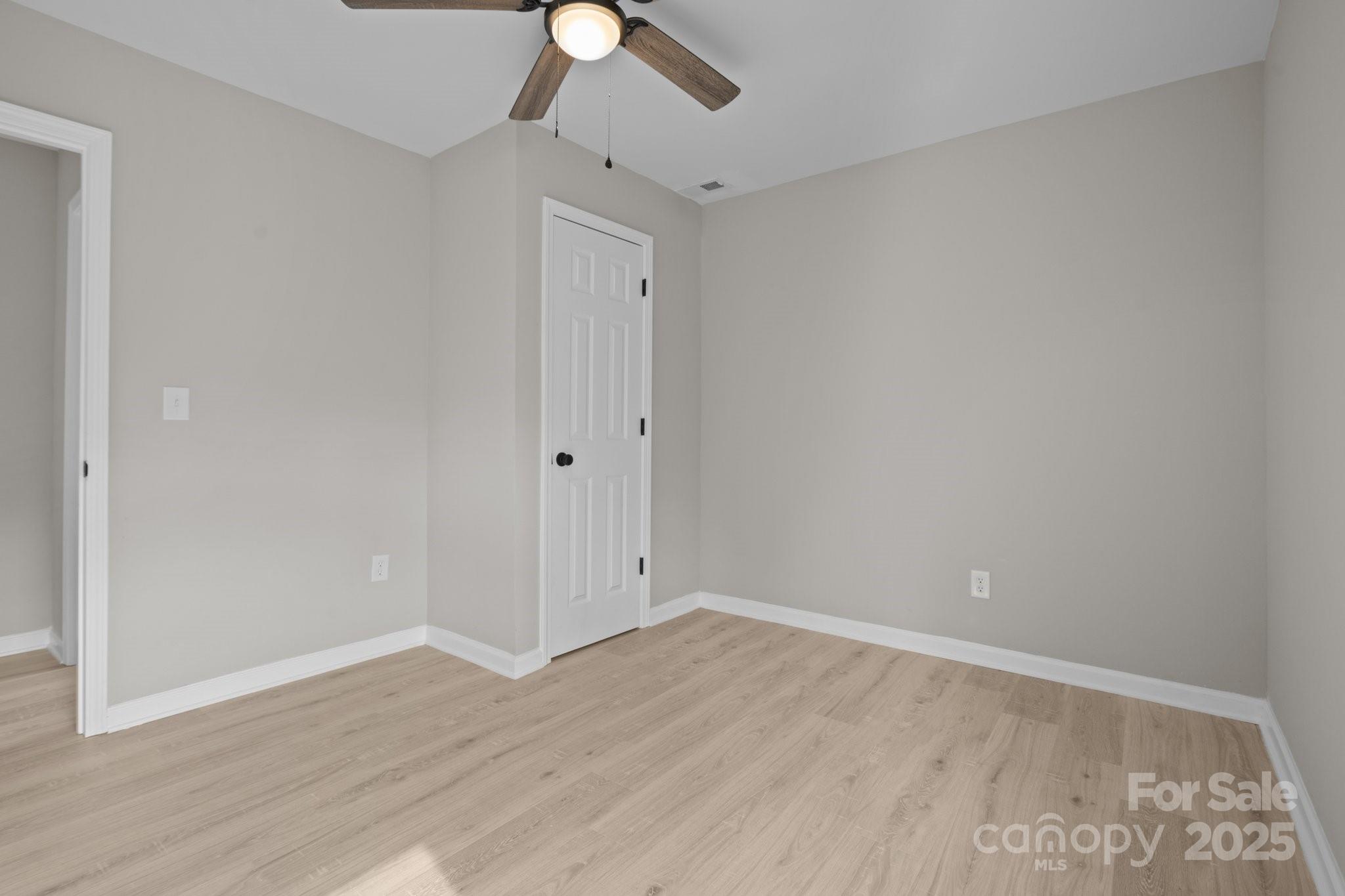 937 Gladstone Road Mocksville, NC 27028 - Photo 29 of 34 wooden floor in an empty room