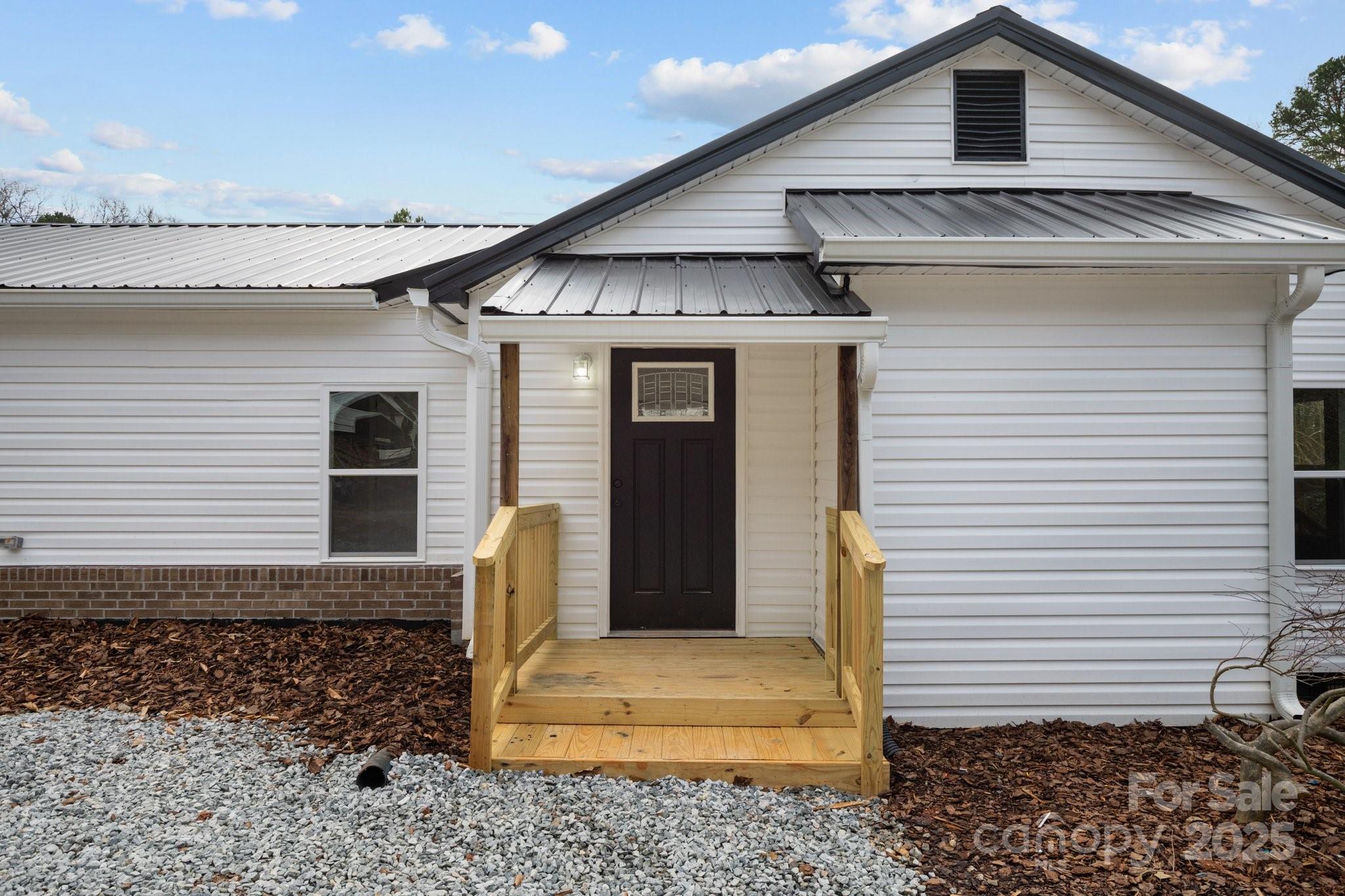 937 Gladstone Road Mocksville, NC 27028 - Photo 34 of 34 a front view of a house