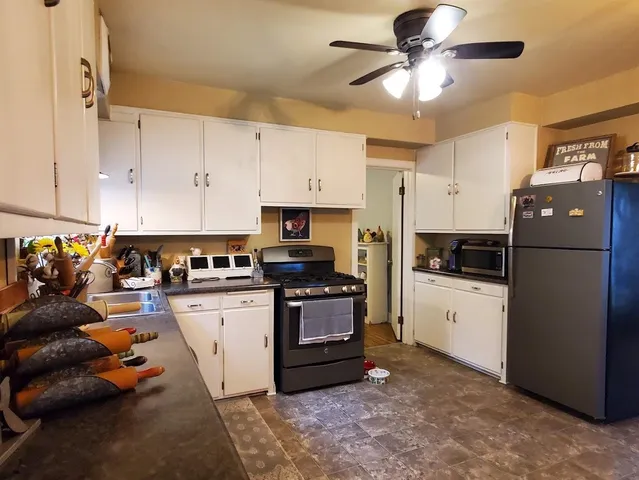 $209,900 | 157 North Clinton Avenue, Clintonville, WI 54929