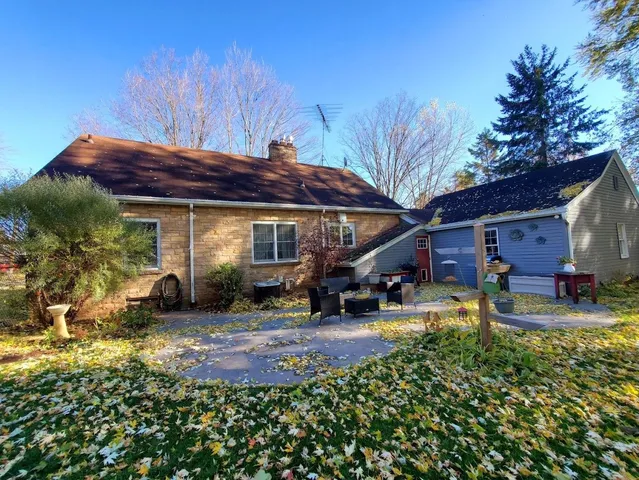 $209,900 | 157 North Clinton Avenue, Clintonville, WI 54929